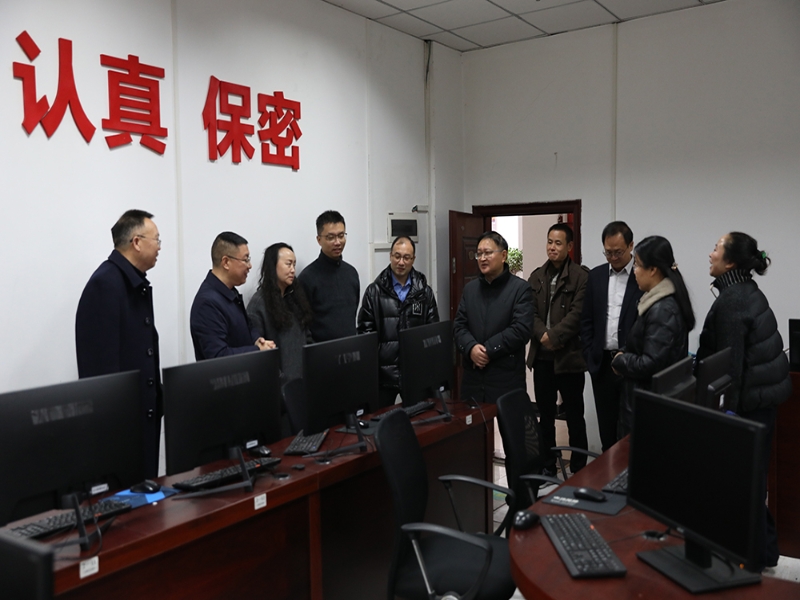 FbJs_1766454743888079156.jpg 003.jpg